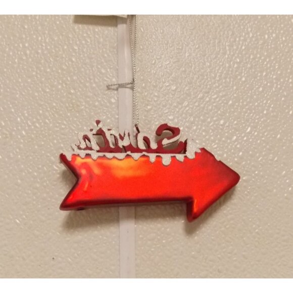 Santa Stop here! Arrow made of Blown Glass Christmas Ornament 2.5" Holiday Lane - Picture 3 of 3